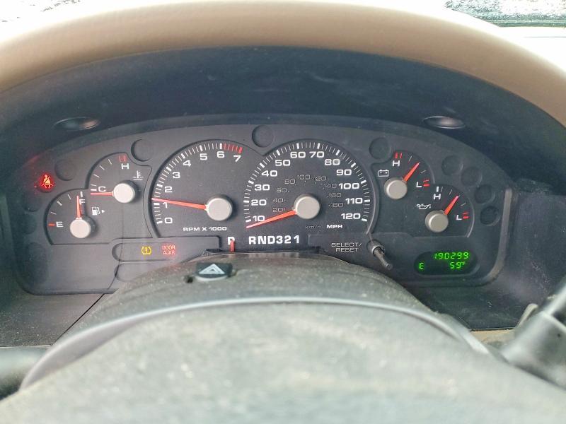 2004 Ford Explorer xlt