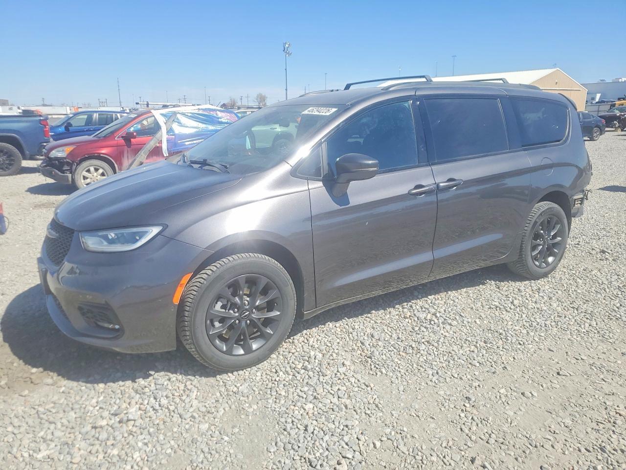 2021 Chrysler Pacifica Touring l