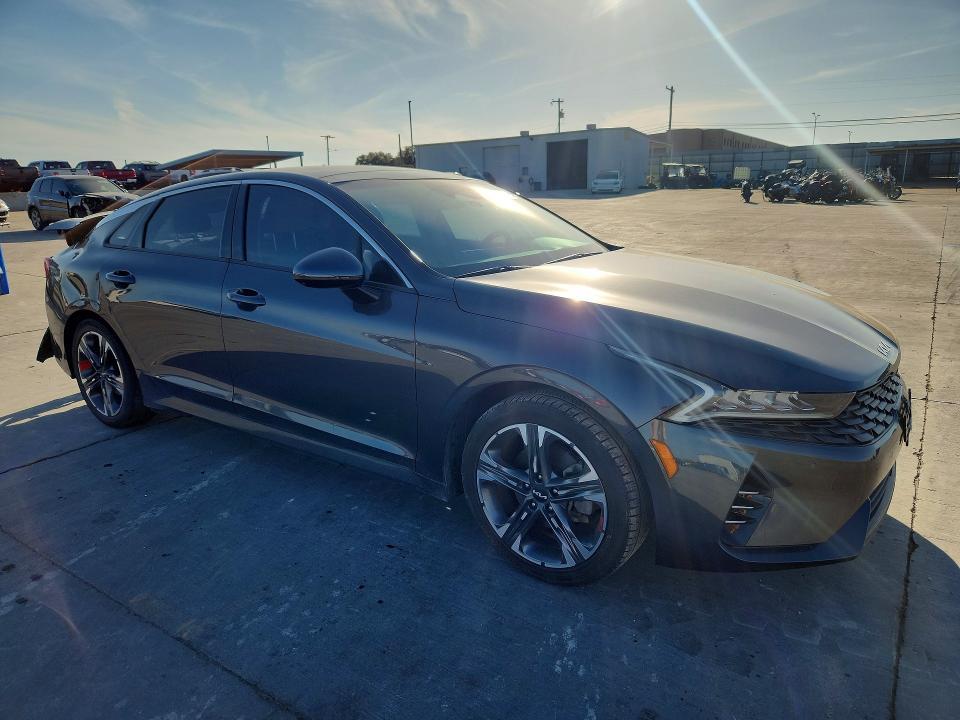 2022 KIA K5 ex