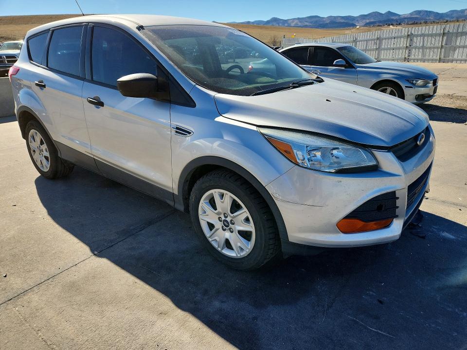 2016 Ford Escape s