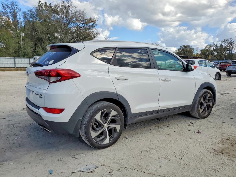 2016 Hyundai Tucson Sport