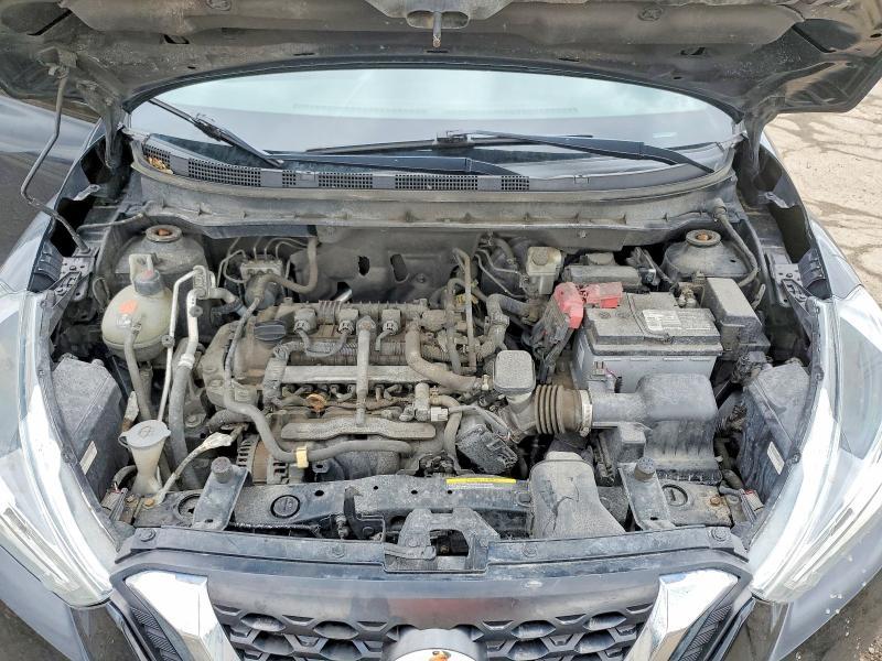 2019 Nissan Kicks sv