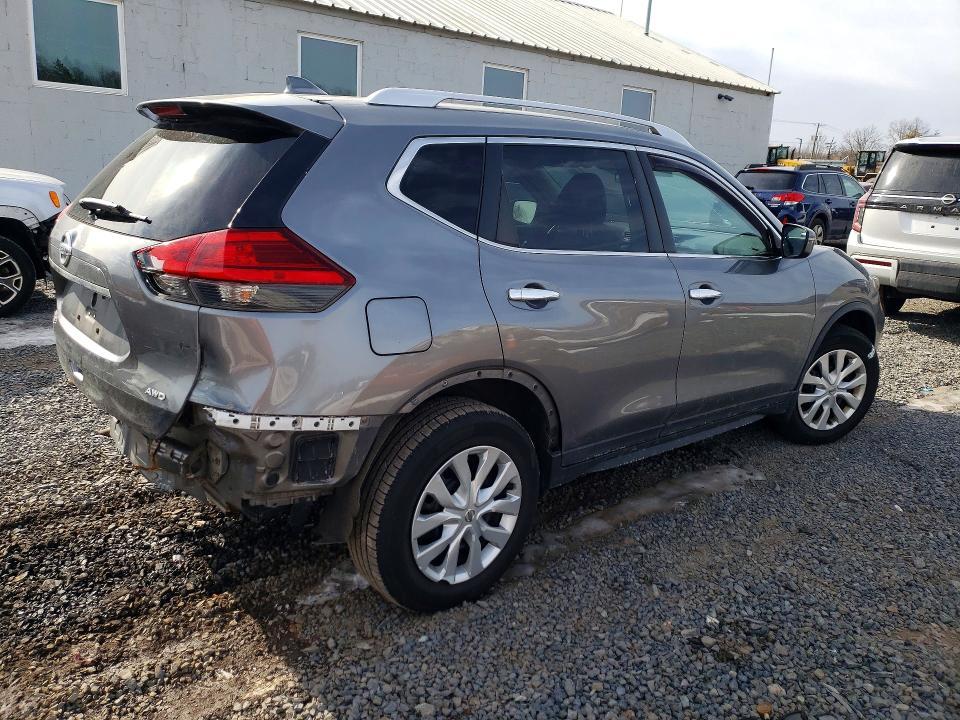 2017 Nissan Rogue s