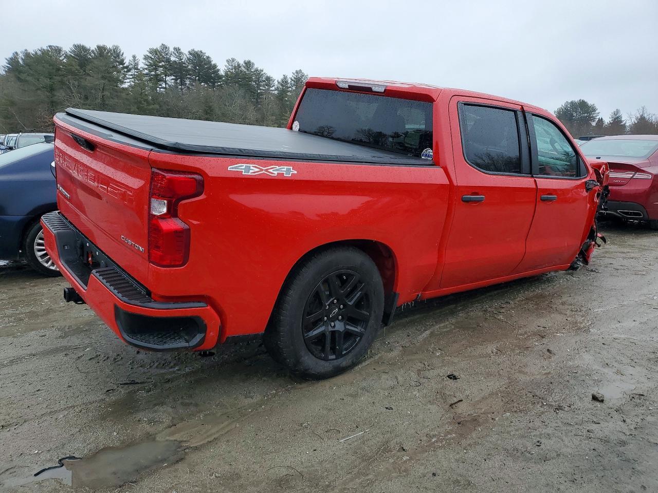 2022 Chevrolet Silverado K1500 Custom
