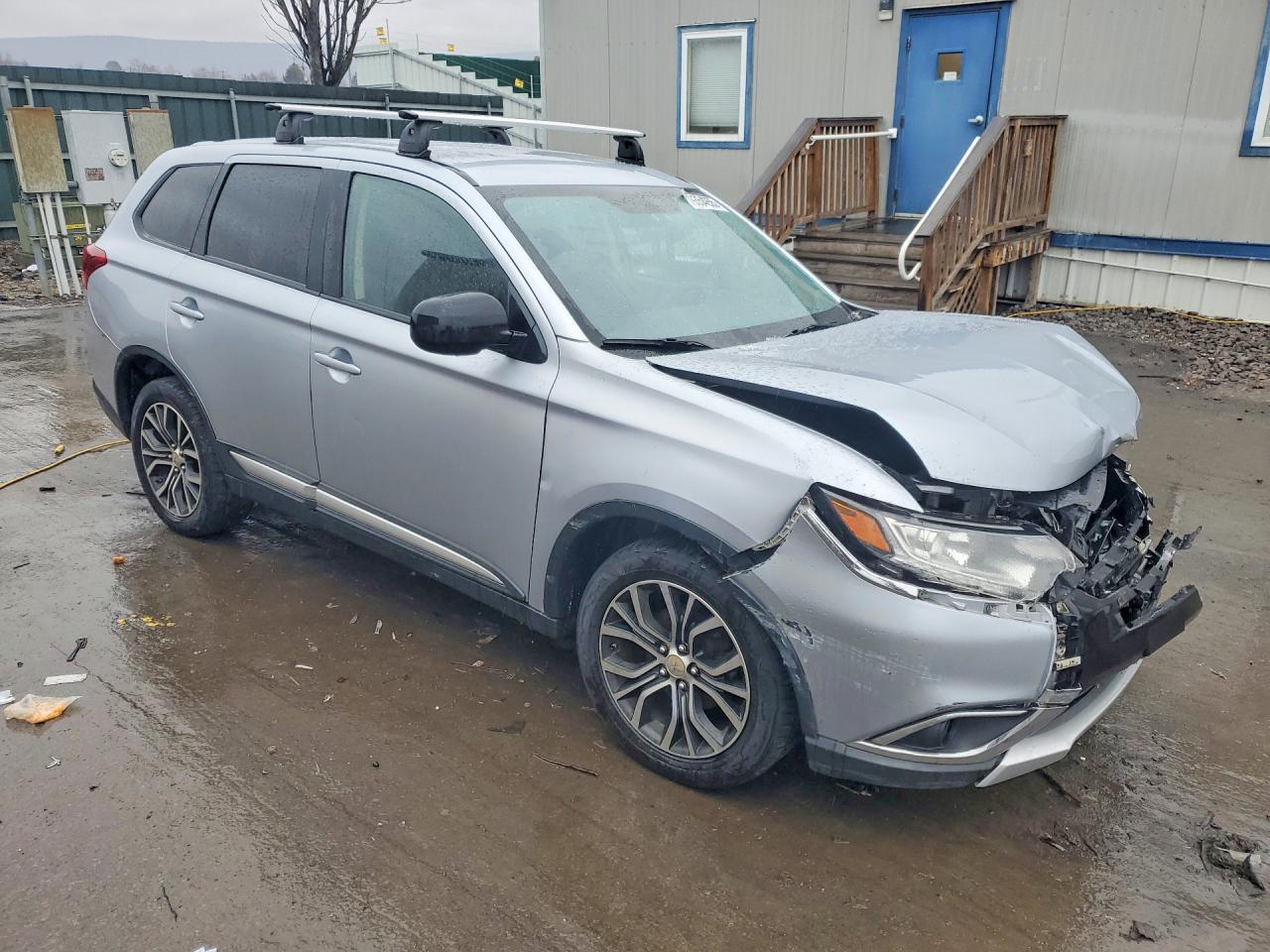 2017 Mitsubishi Outlander es