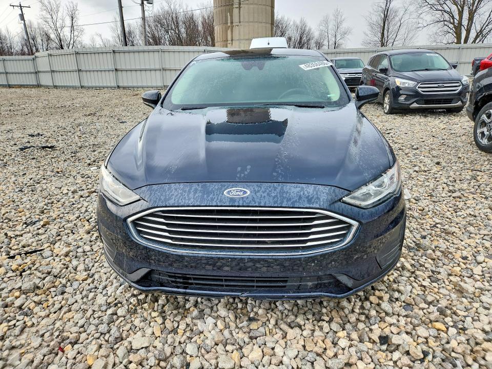 2020 Ford Fusion se