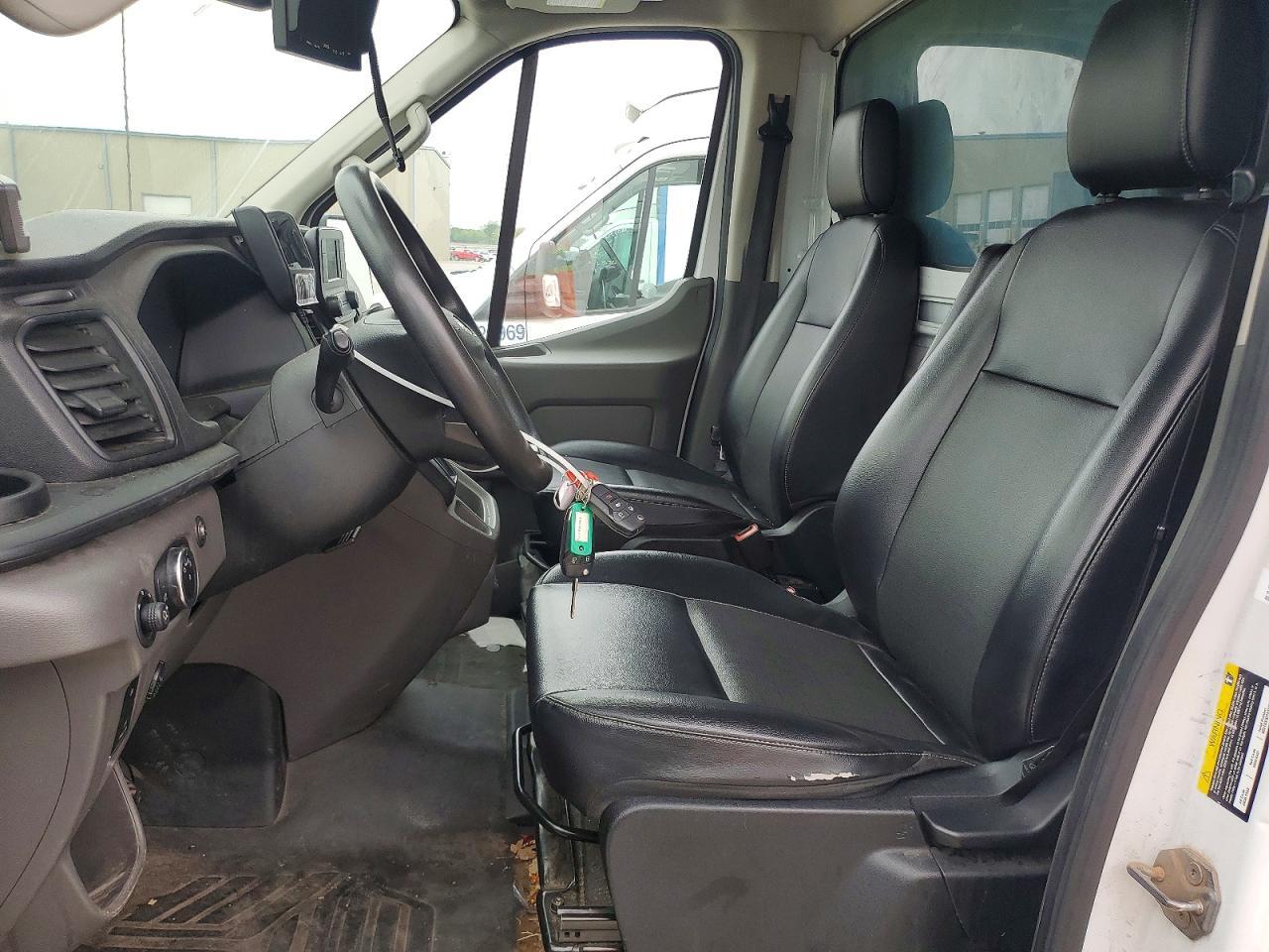 2022 Ford Transit Delivery Truck