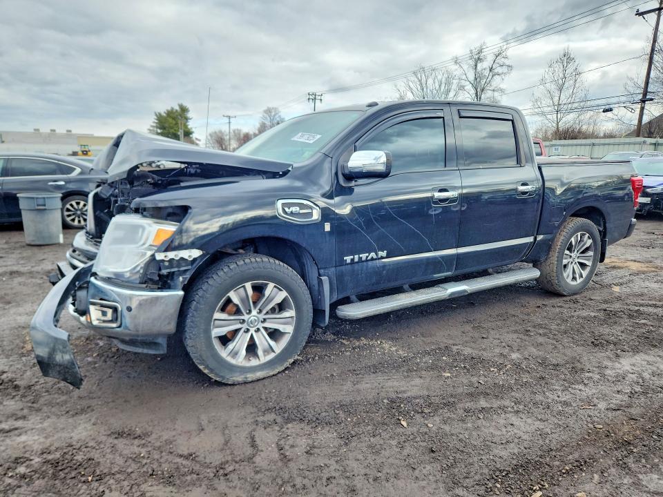 2017 Nissan Titan SL