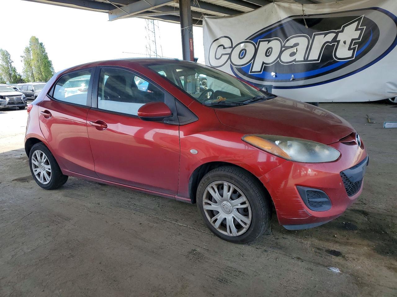 2014 Mazda 2 Sport