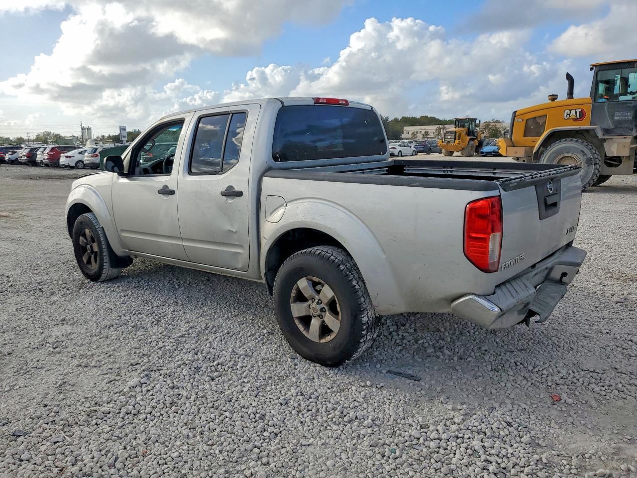 2013 Nissan Frontier S