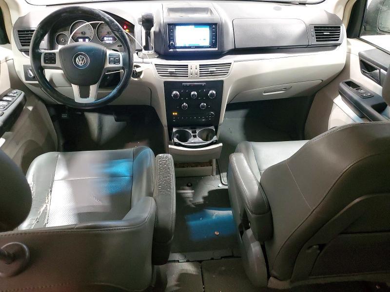 2012 Volkswagen Routan se