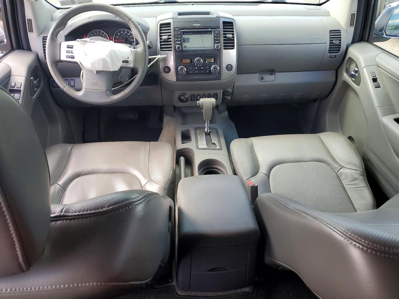 2015 Nissan Frontier SL