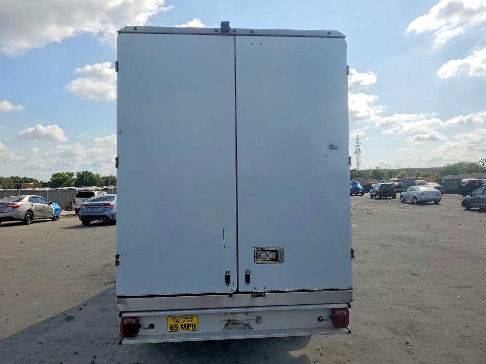 2020 Ford Transit Delivery Truck