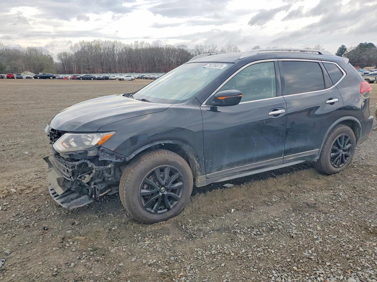2018 Nissan Rogue sv