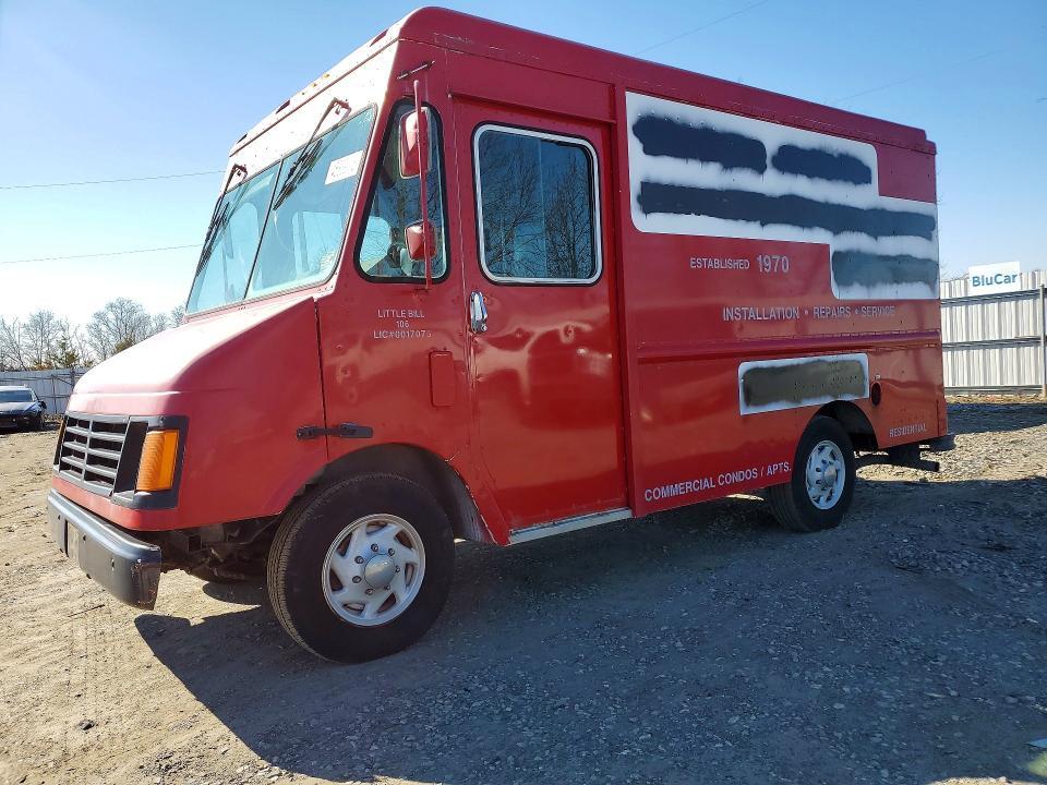 2000 Workhorse Custom Chassis Forward Control Chassis Delivery Truck