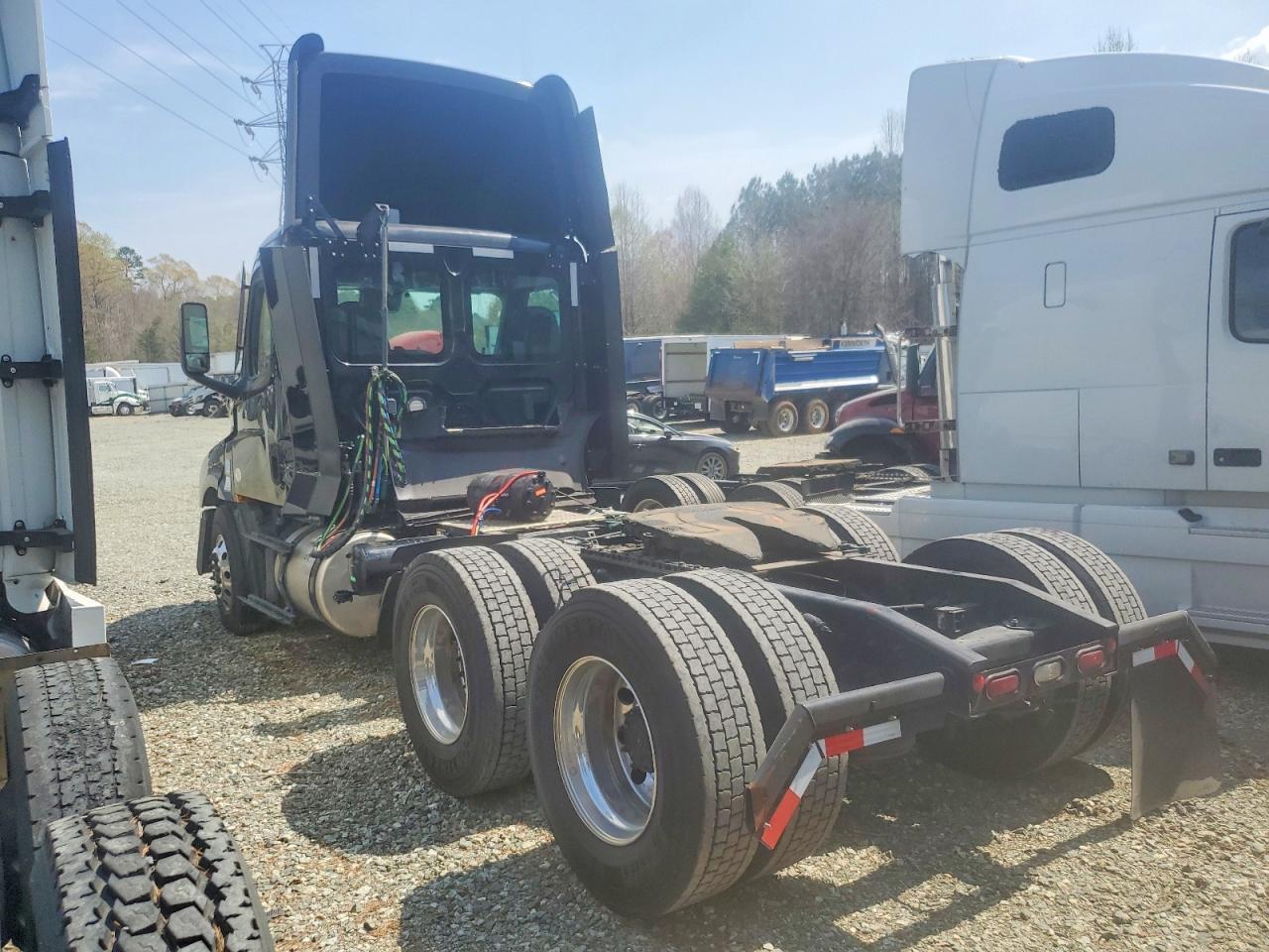 2024 Freigliner 2024 Freightliner Cascadia 126 Semi Truck