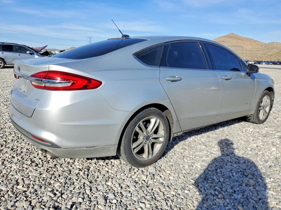 2018 Ford Fusion se Hybrid