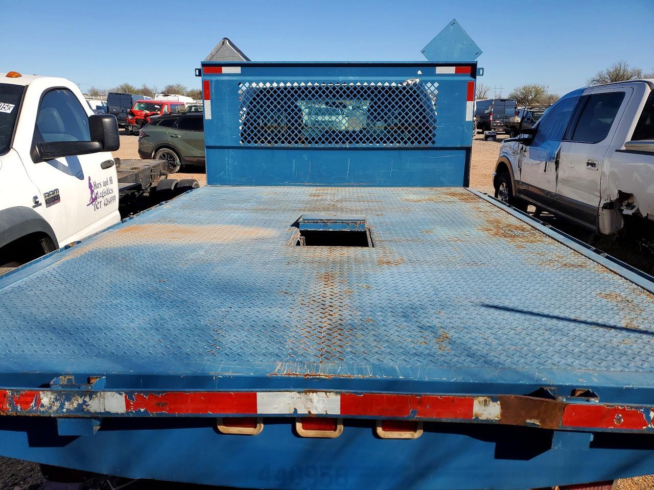 2014 Ford F550 Super Duty Flatbed Truck