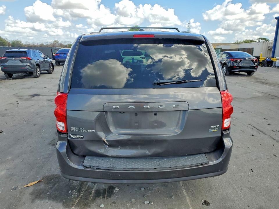 2015 Dodge Grand Caravan sxt