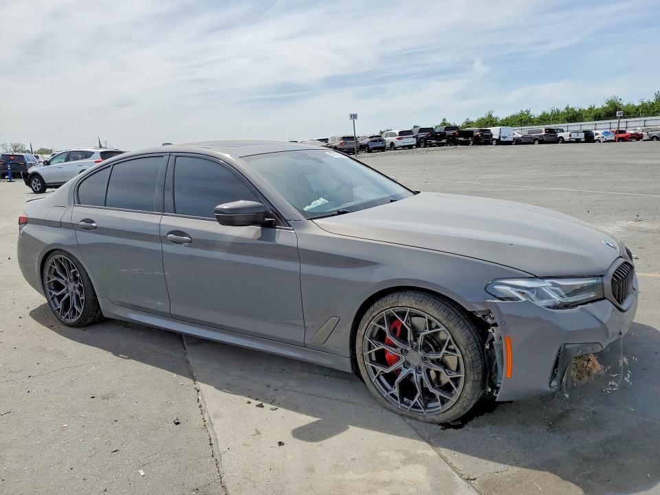 2022 BMW M550xi