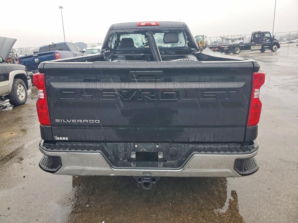 2025 Chevrolet Silverado C1500