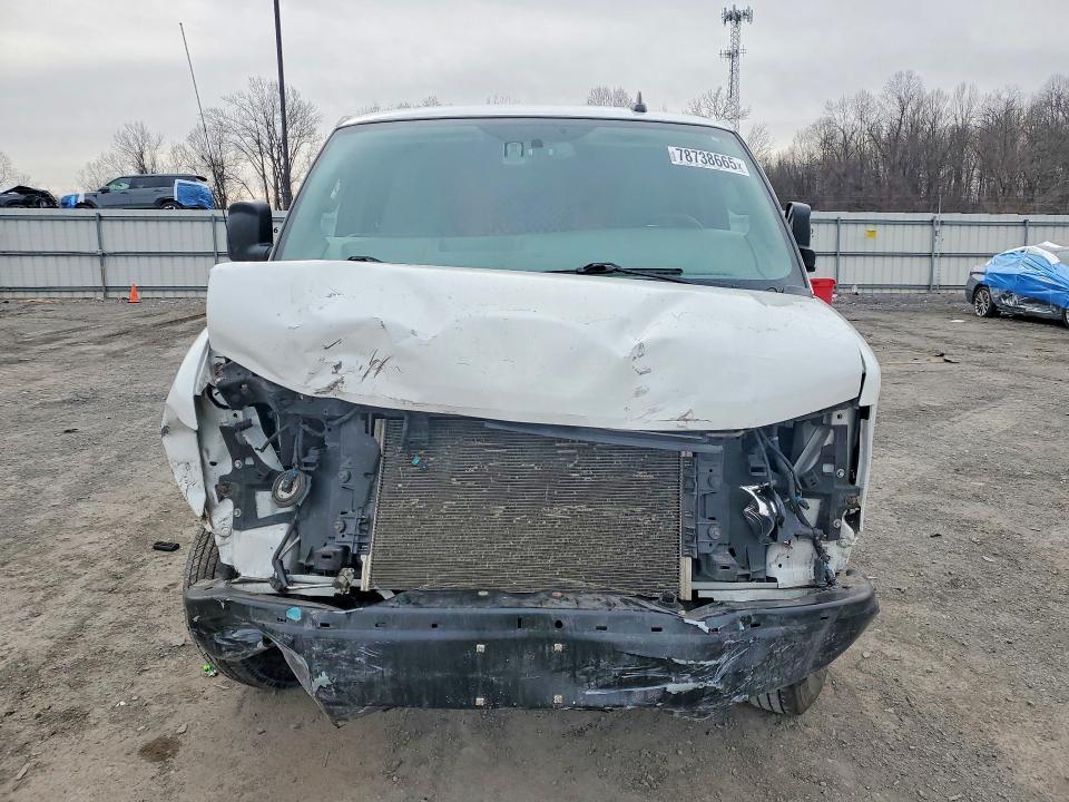2020 Chev Rolet Express 2500 Cargo Delivery van