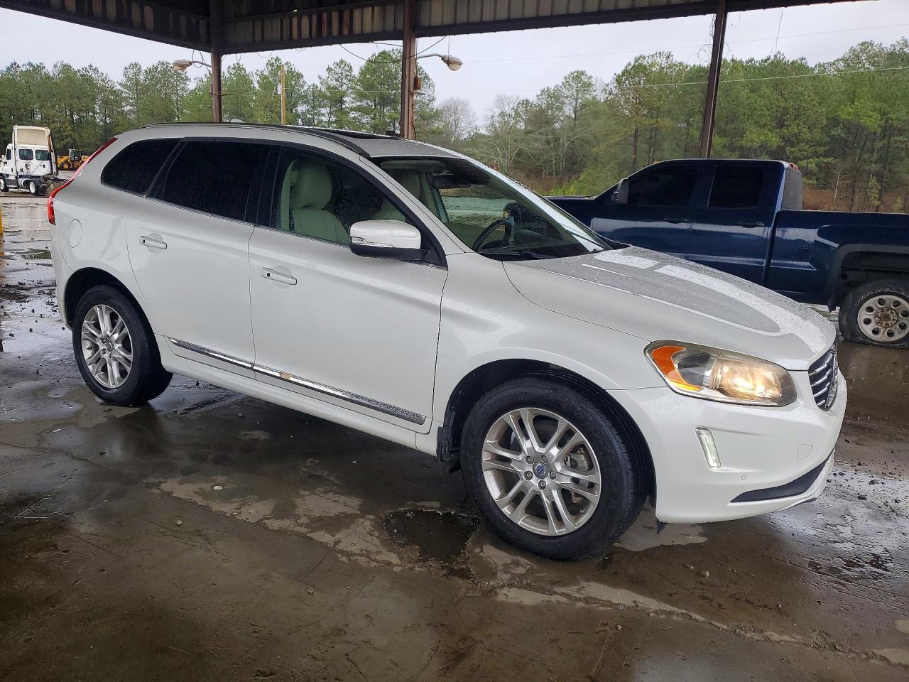 2015 Volvo Xc60 T5 Platinum