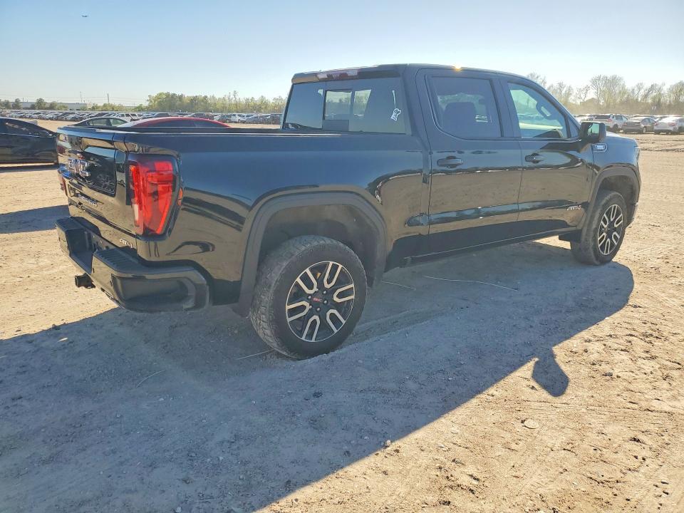 2024 GMC Sierra K1500 AT4