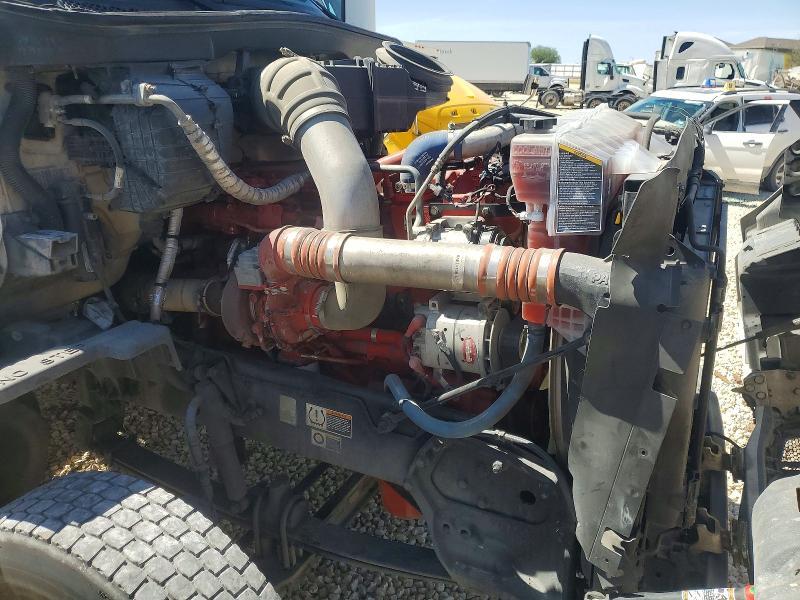 2018 Peterbilt 579 Semi Truck