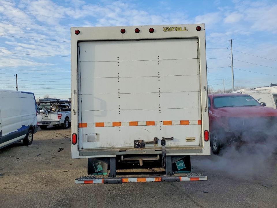 2021 Ford Econoline E350 Super Duty Cutaway van