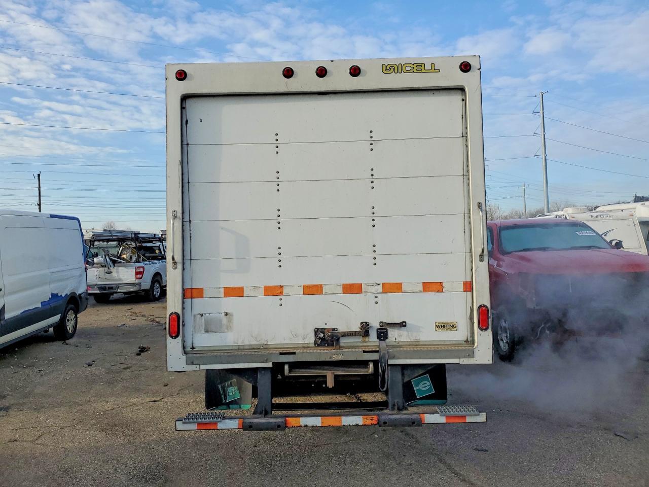 2021 Ford Econoline E350 Super Duty Cutaway Van