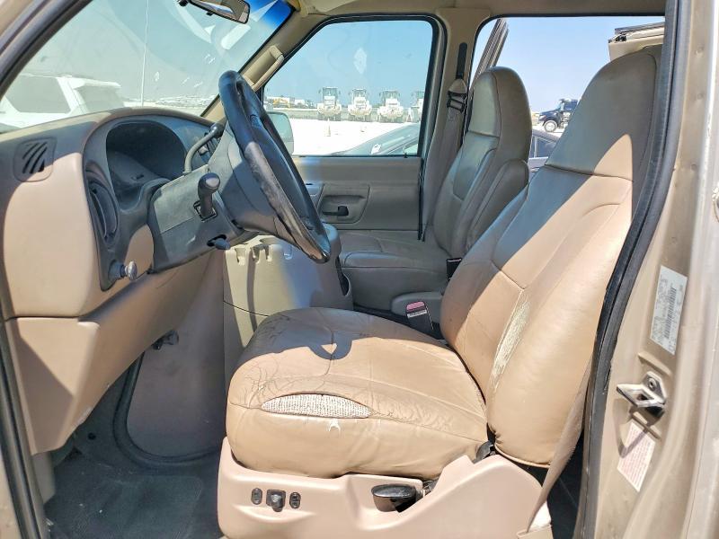 2001 Ford Econoline E350 Super Duty Wagon