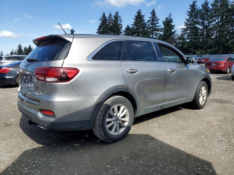 2019 KIA Sorento lx V6