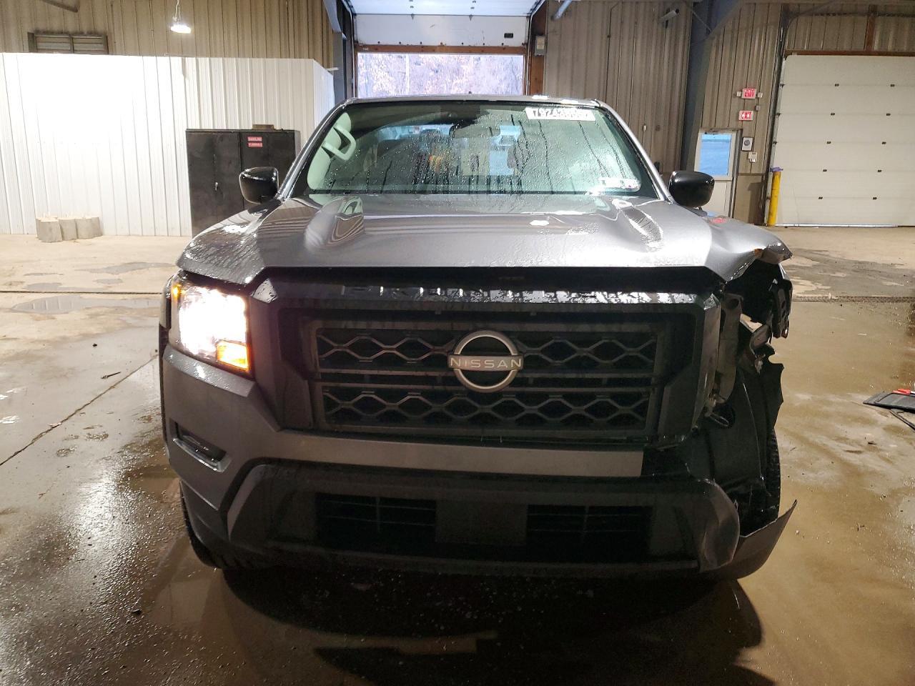 2024 Nissan Frontier S