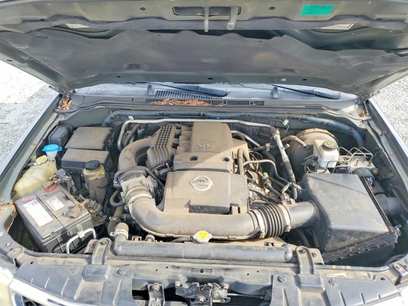 2005 Nissan Frontier SE