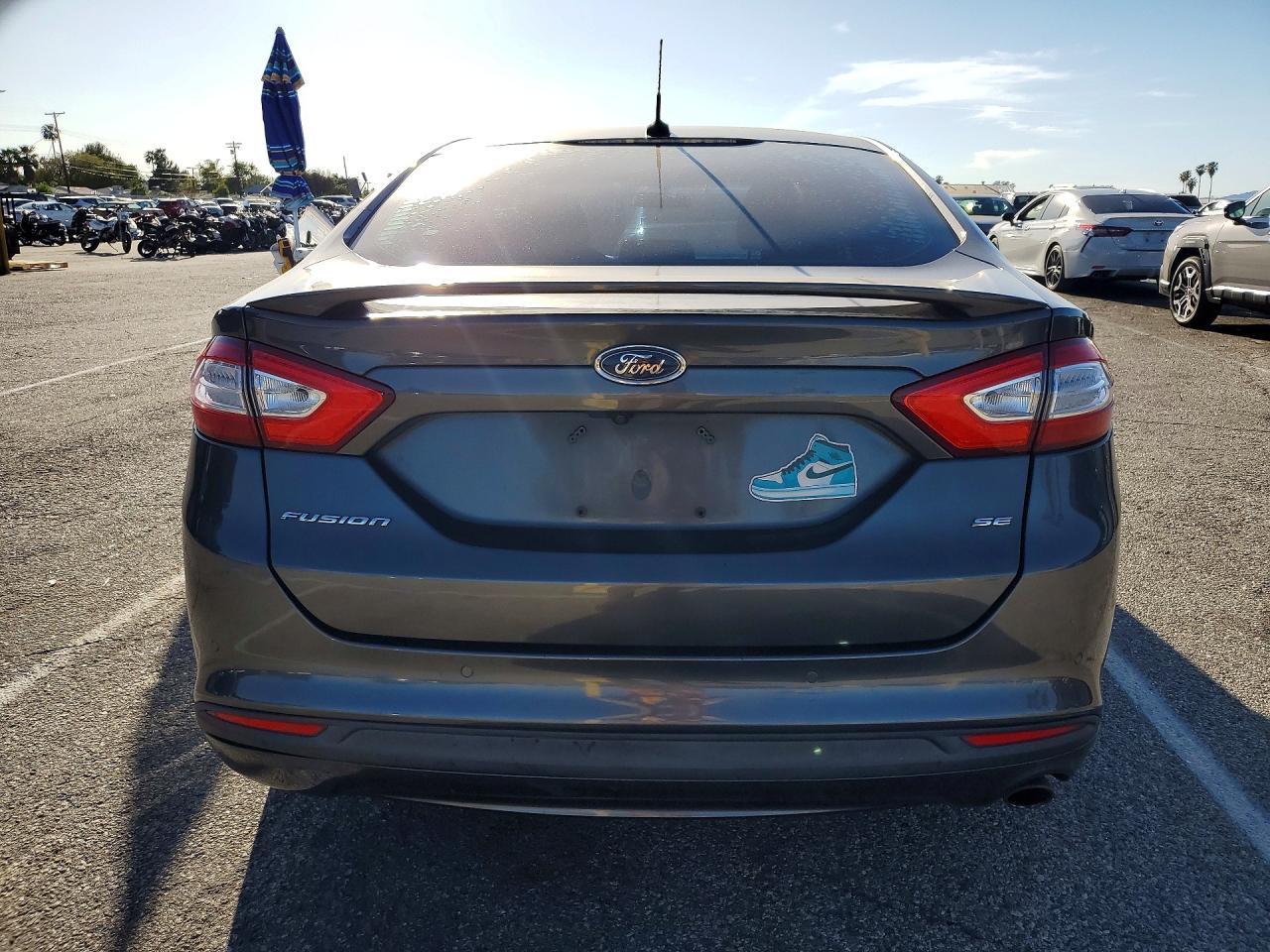 2016 Ford Fusion se