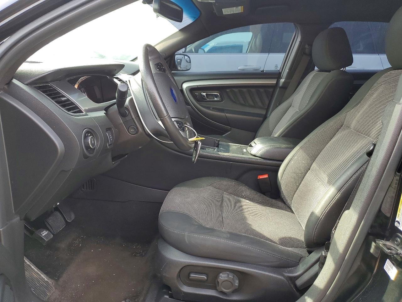 2017 Ford Taurus sel
