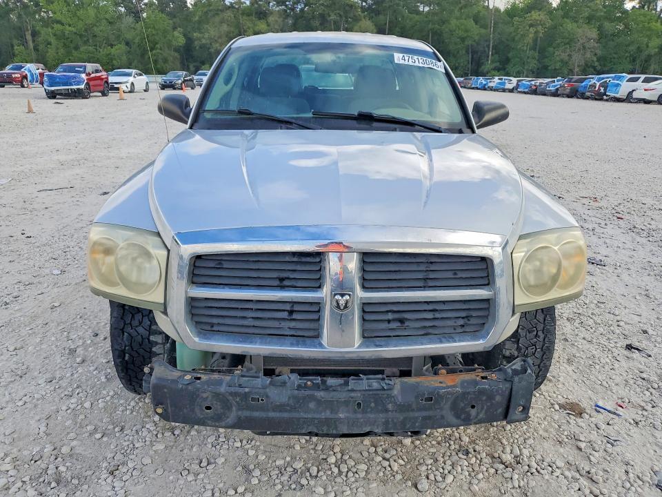 2006 Dodge Dakota Quattro