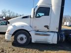 2015 Kenworth T680 Semi Truck