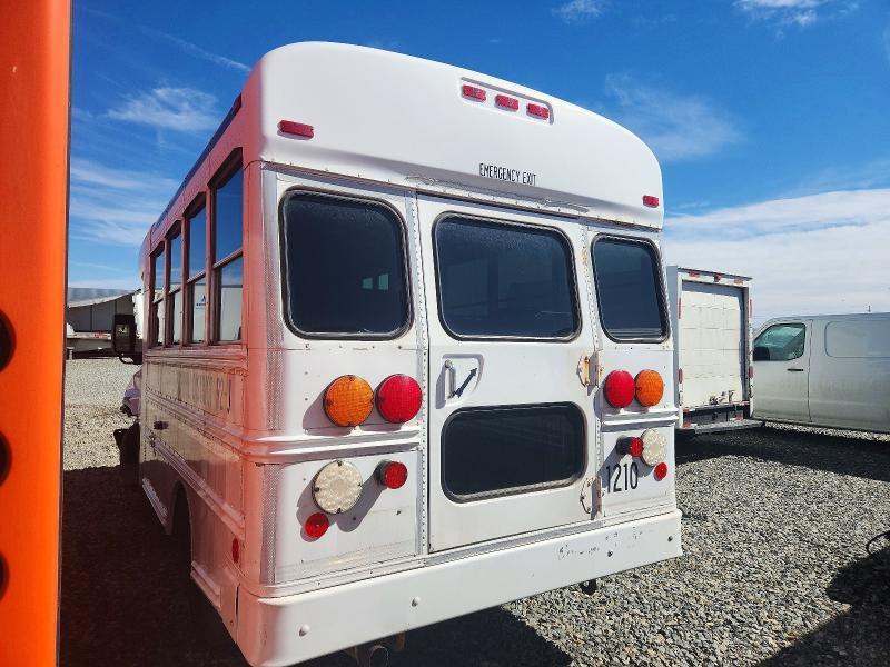 2005 Chev Express G3500