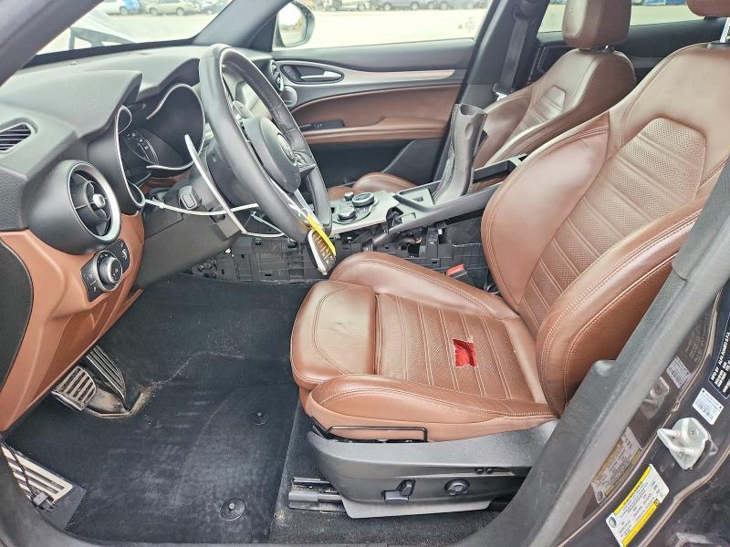 2019 Alfa Romeo Stelvio ti