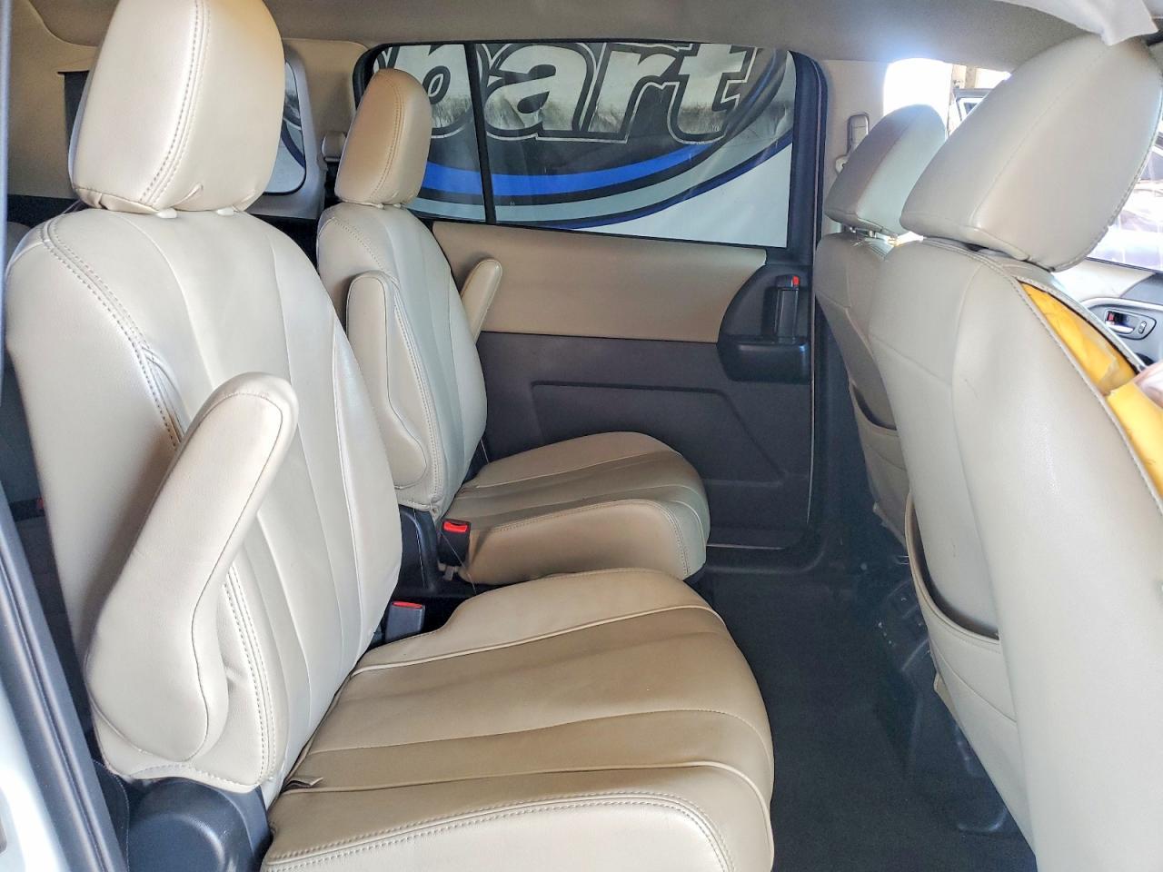 2013 Mazda 5