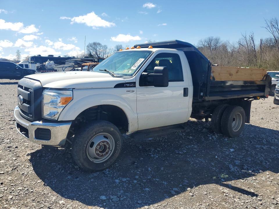 2016 Ford F350 Super Duty Dump Truck