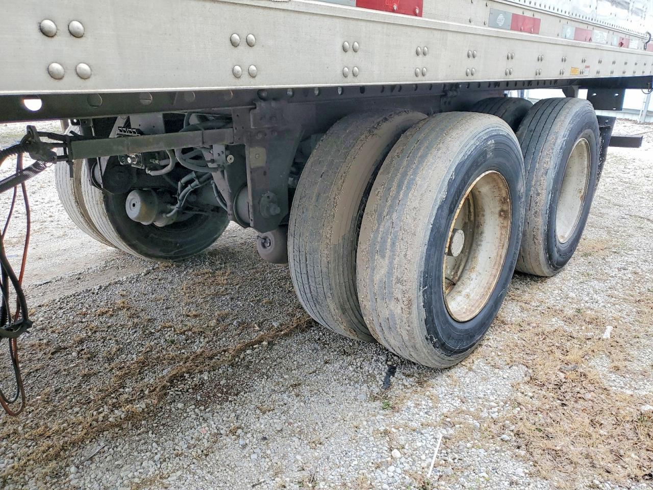 2021 Utility VS2DX DRY Van Trailer