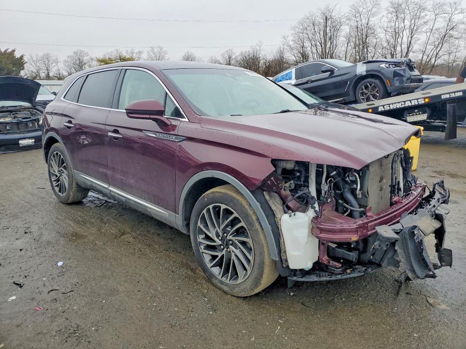 2020 Lincoln Nautilus Reserve