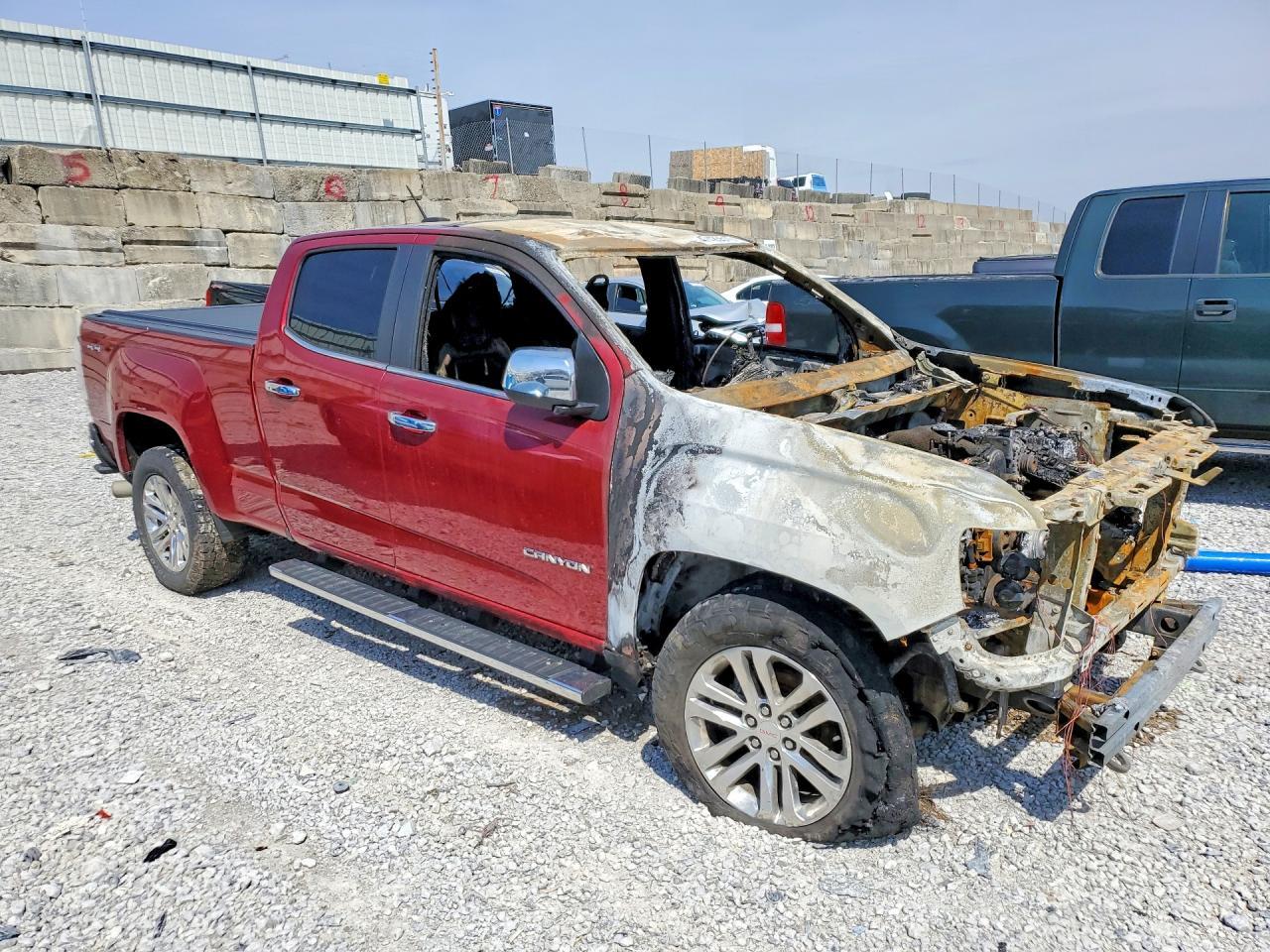 2017 GMC Canyon SLT