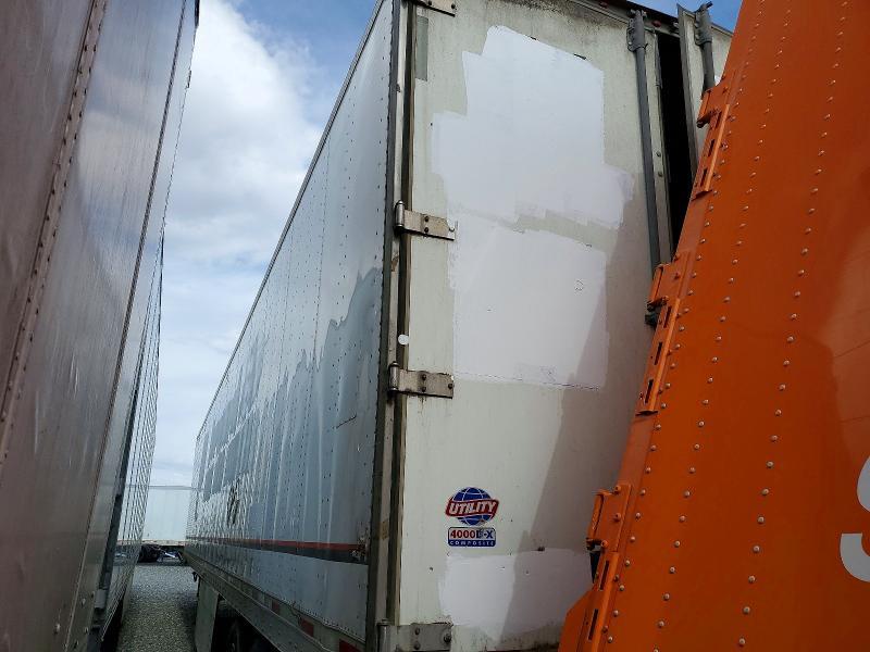 2015 Utility VS2DX DRY Van Trailer