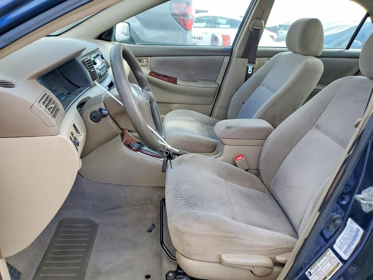 2005 Toyota Corolla le
