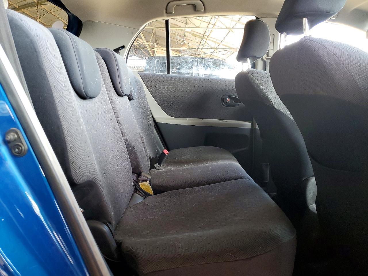 2011 Toyota Yaris Base