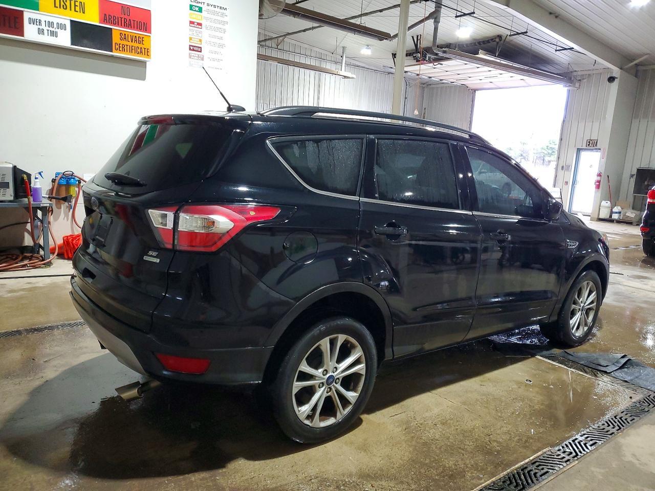 2017 Ford Escape se